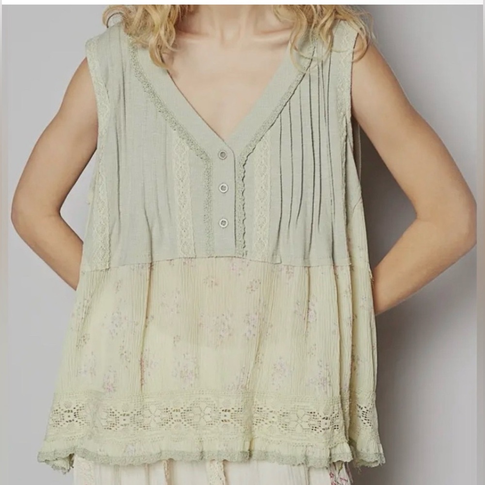 263 - POL Sage and Cream Lace Blouse